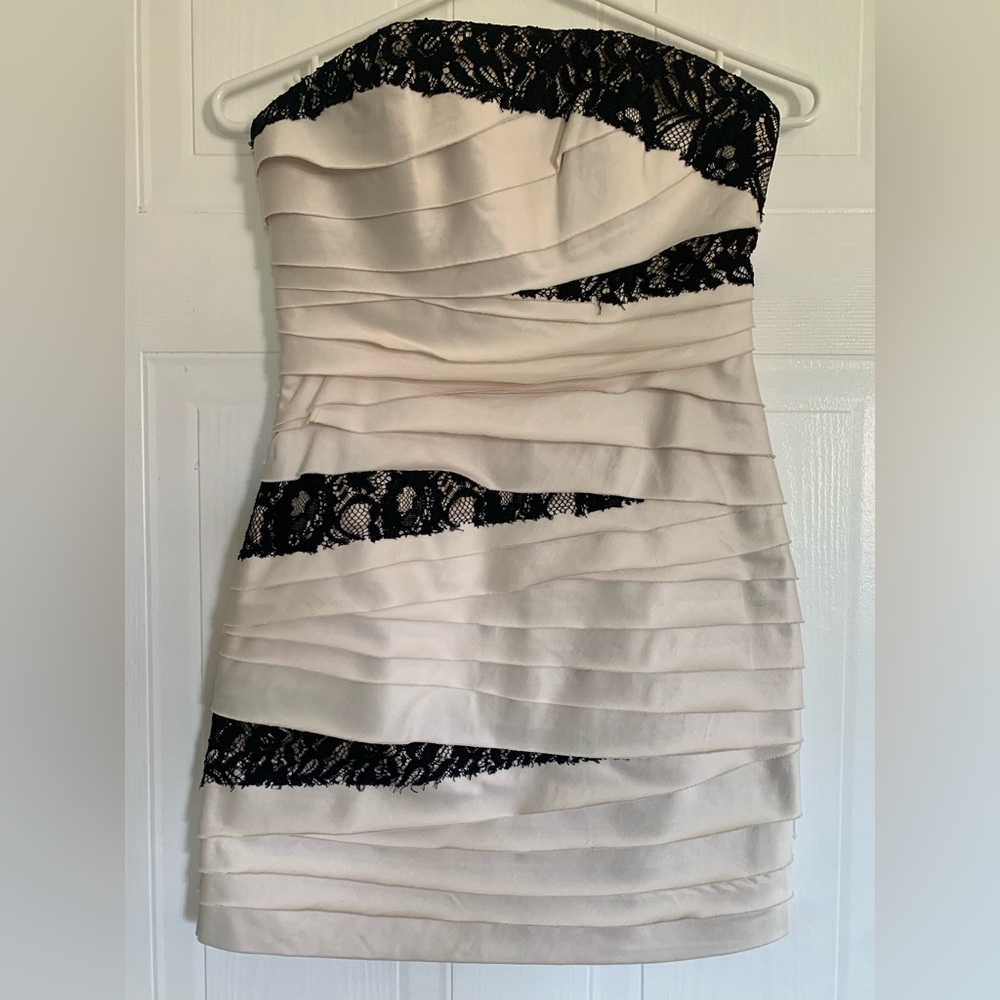 BEBE strapless lace detail dress size XS